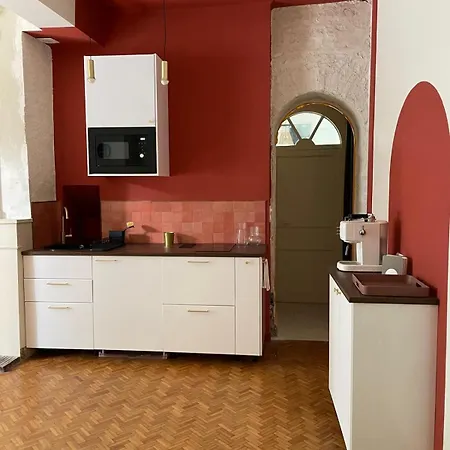 Chateau De Ferregues - L'appart Apartment